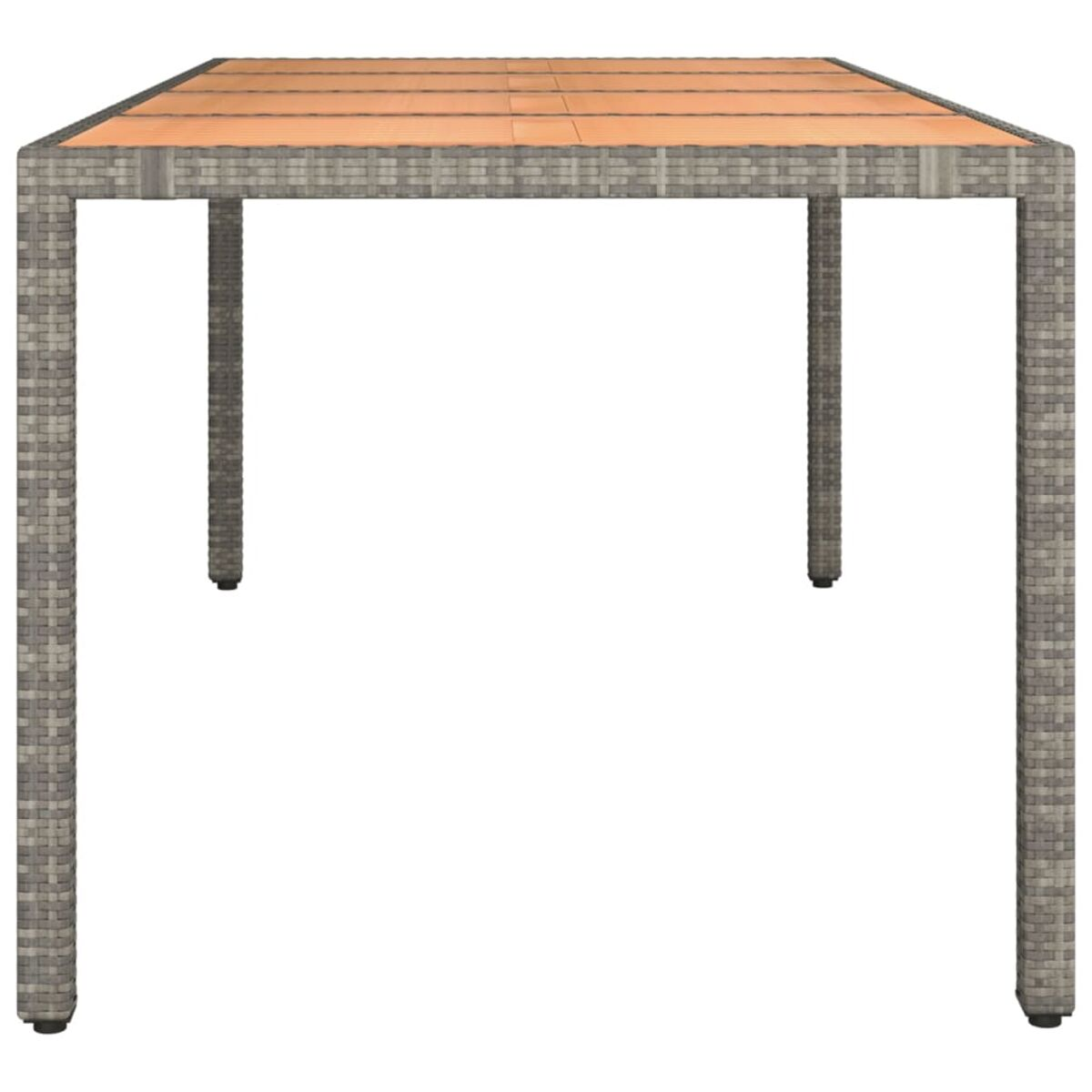Ein grauer Tisch mit Holzplatte. Der Tisch hat vier Beine und ist auf weißem Hintergrund isoliert.