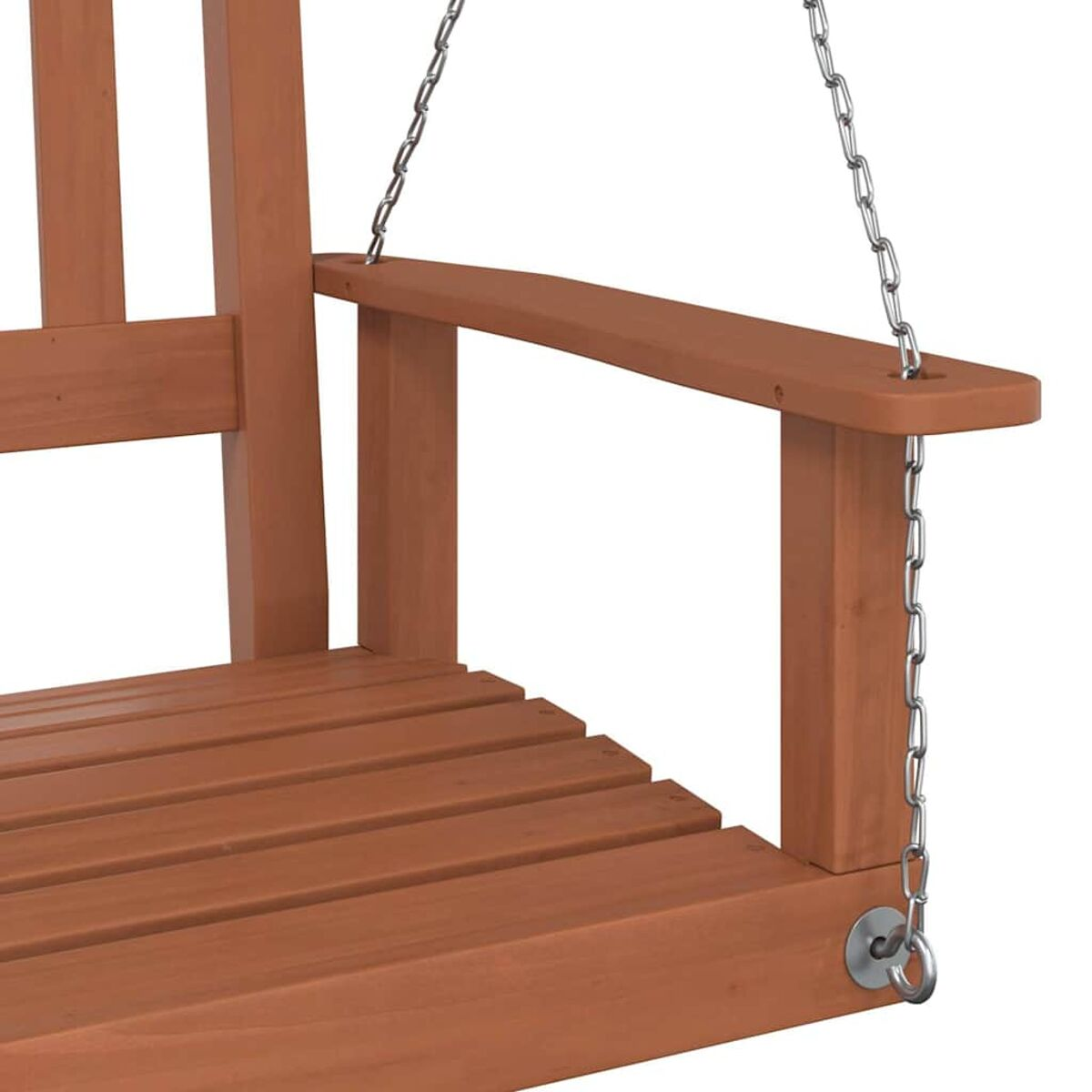 Holzschaukel mit Armlehne und Metallketten zum Aufhängen.