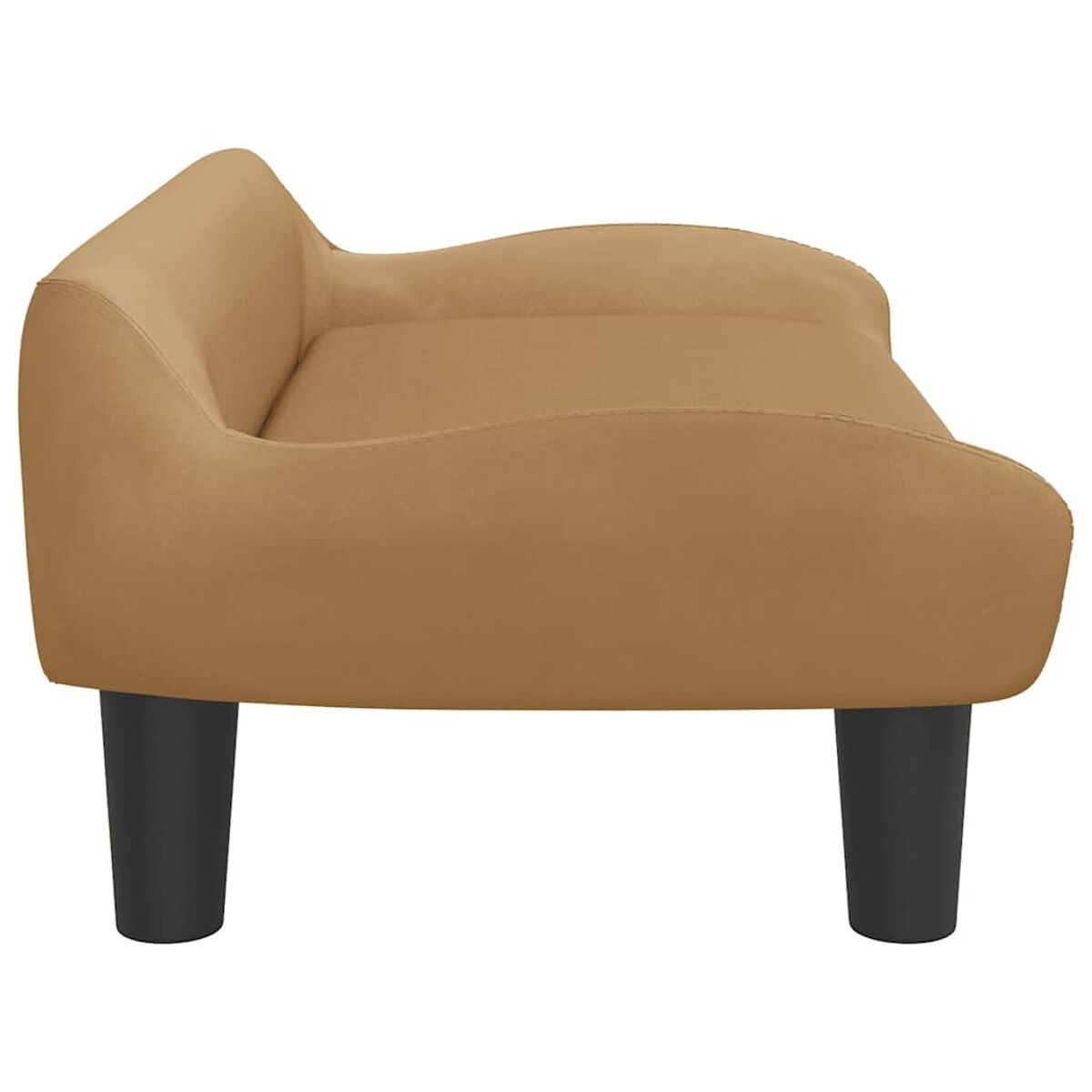 Eine hellbraune Couch mit schwarzen Beinen, von der Seite gesehen, vor weißem Hintergrund.