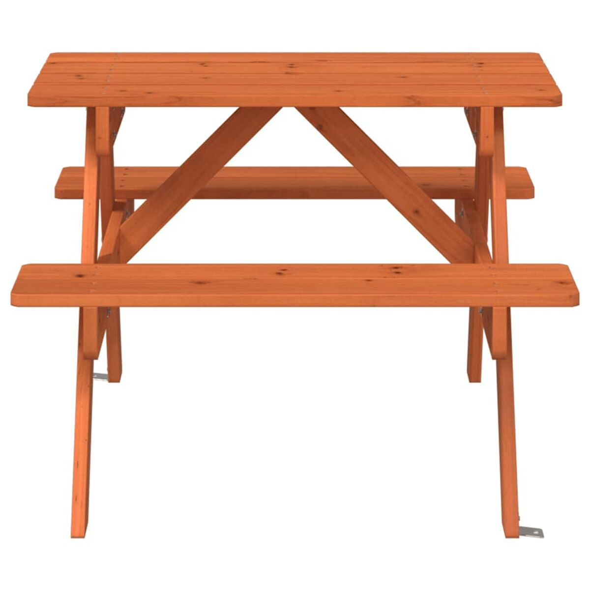 Tavolo da picnic in legno con panche, in legno marrone-arancio, visto frontalmente.