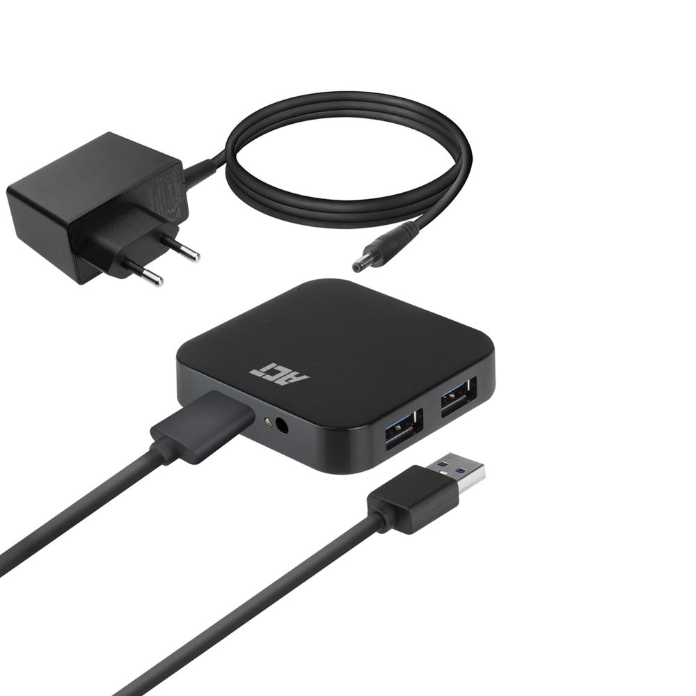 Schwarzer USB-Hub und Netzteil mit mehreren Kabeln.