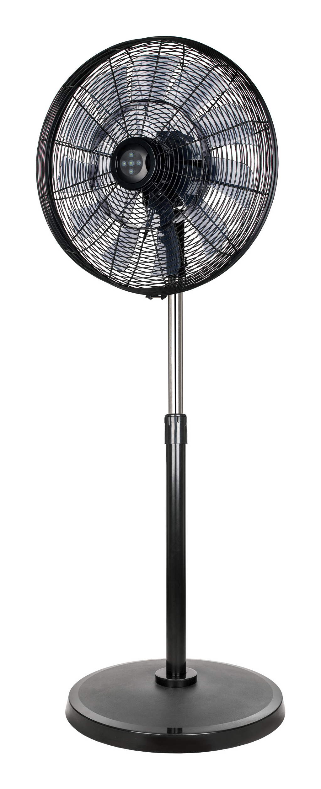 Schwarzer Standventilator. Der Ventilator steht auf einer Chromstange mit schwarzem Fuß. Ohne Markennamen.