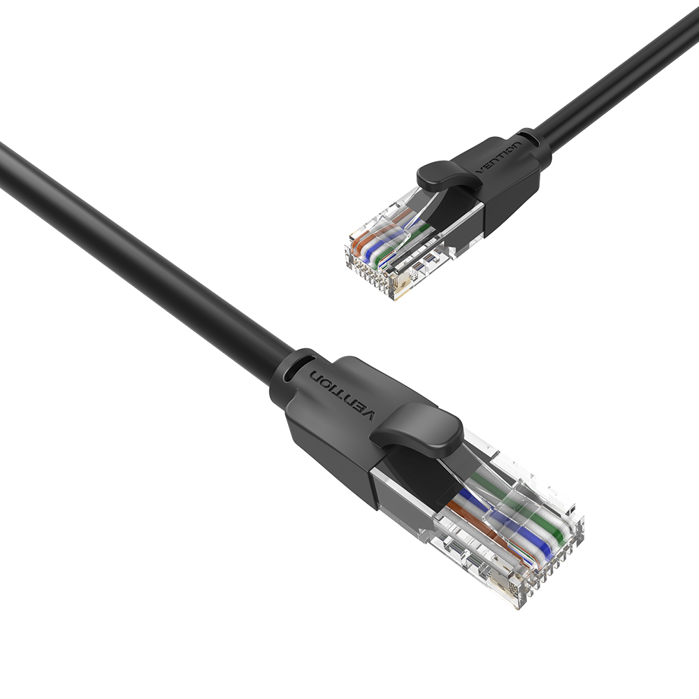 Cavo di rete nero con due connettori RJ45, etichettato Vention.