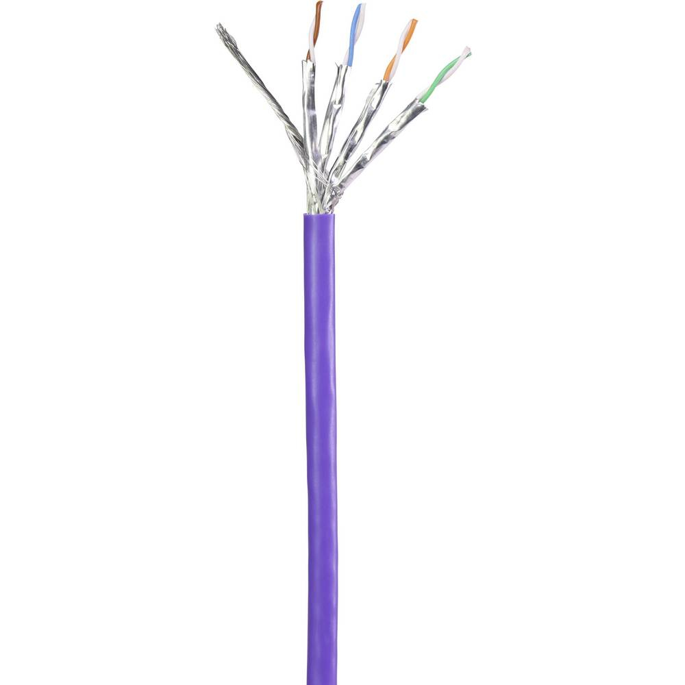 Cavo viola con fili metallici e colorati esposti. Sfondo bianco.