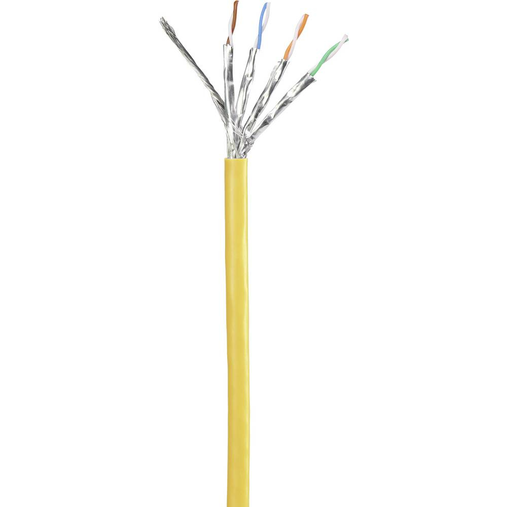 Un cavo di rete giallo tagliato rivela fili multicolori all'interno di una guaina metallica, con estremità del cavo colorate.