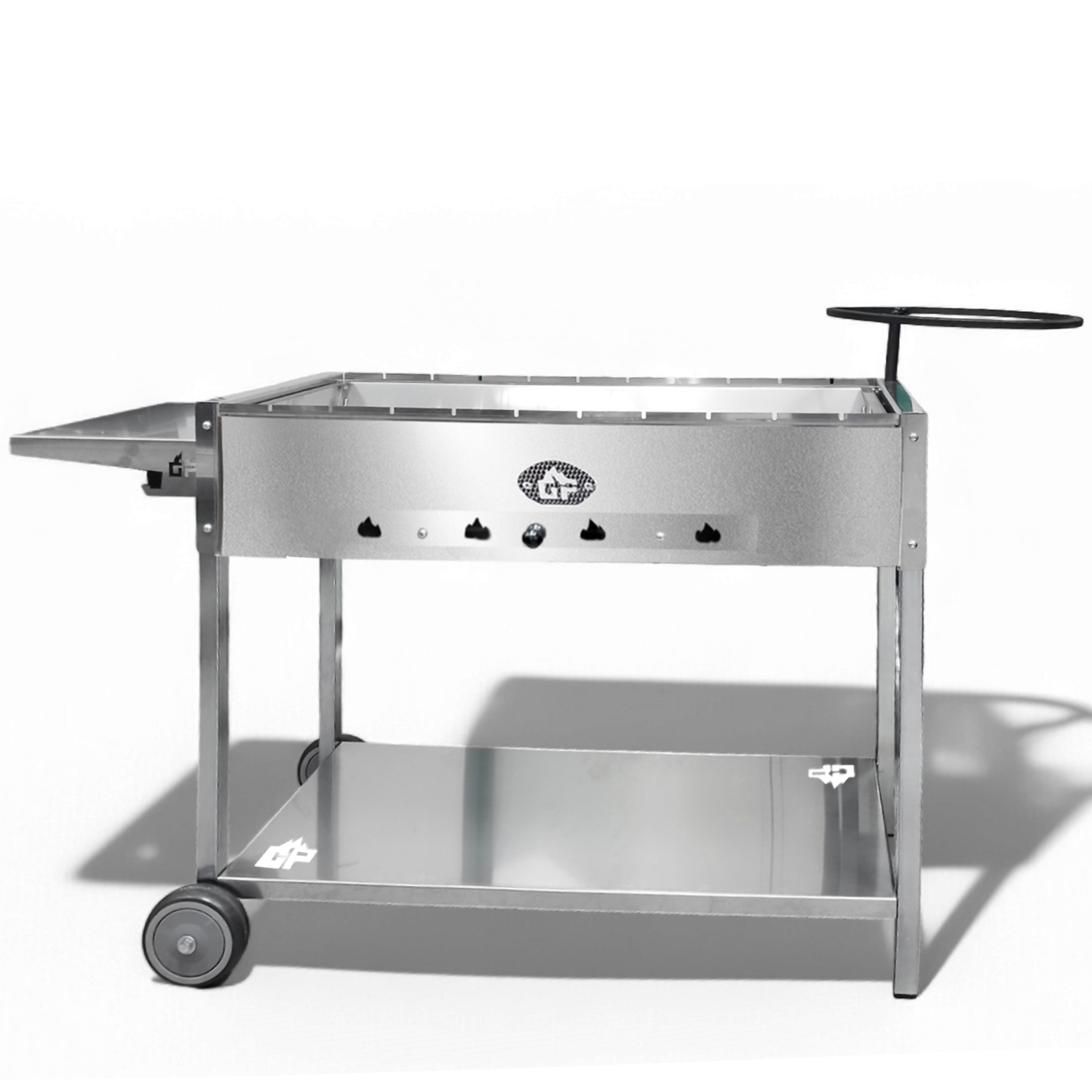 Grill aus Edelstahl auf Rädern mit Griff.