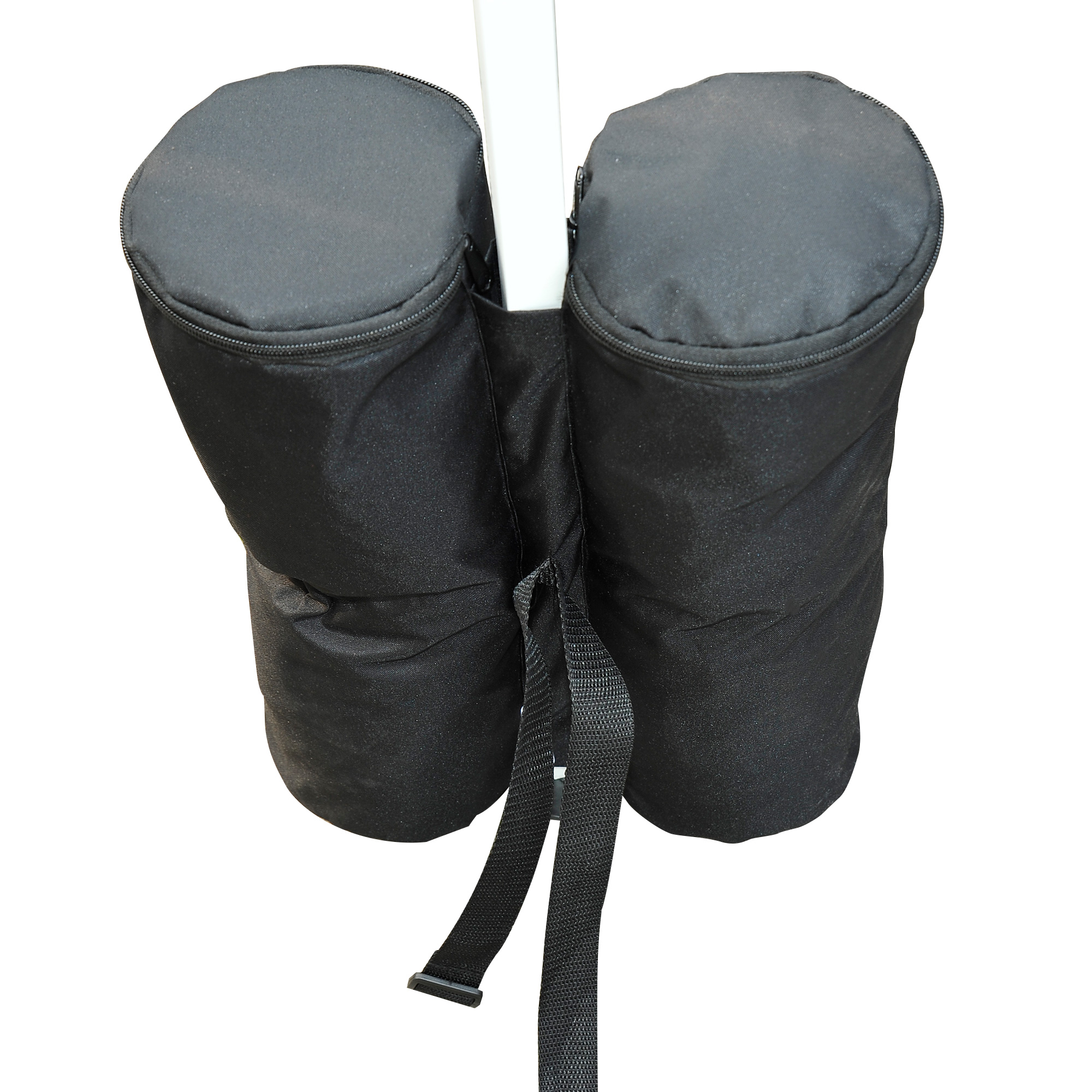 Zwei schwarze beschwerte Taschen, die an einer weißen Stange hängen. Jede Tasche hat eine zylindrische Form und einen Reißverschluss.