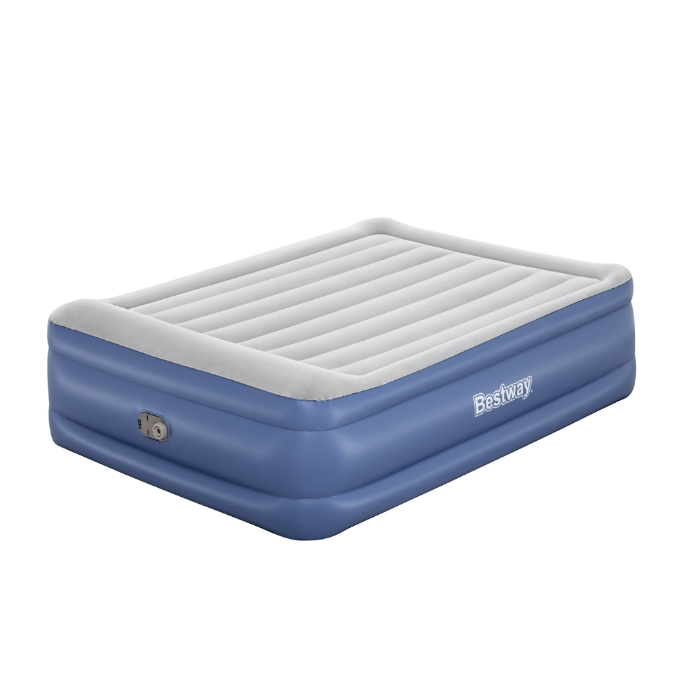 Blauw-wit Bestway luchtbed op witte achtergrond.