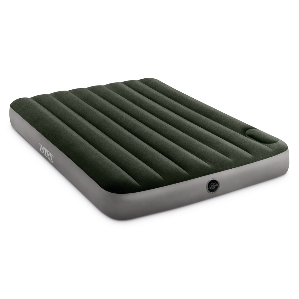 Lit gonflable vert foncé sur fond blanc. Le lit a une base grise et l'étiquette est 'INTEX'.