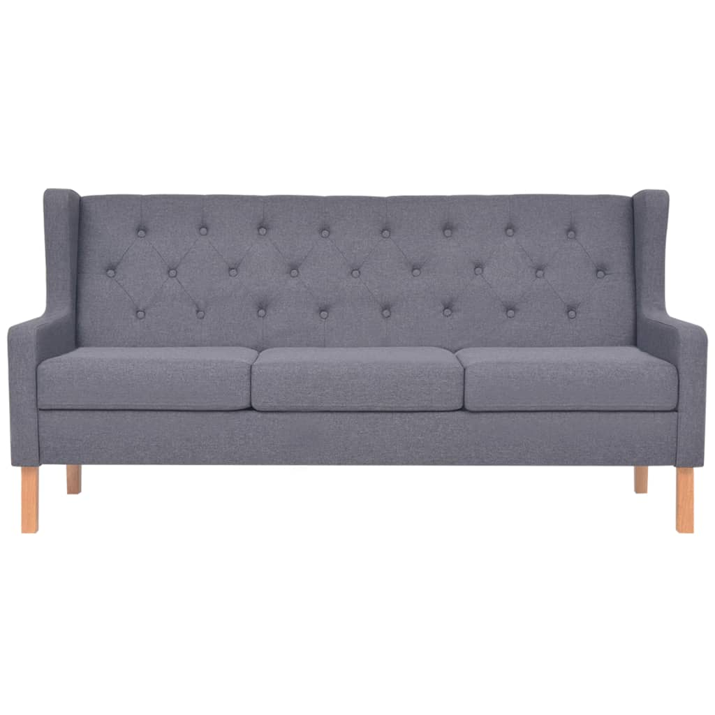 Graues Dreisitzer-Sofa, geknöpfter Rücken und Holzbeine, zentriert auf Weiß.