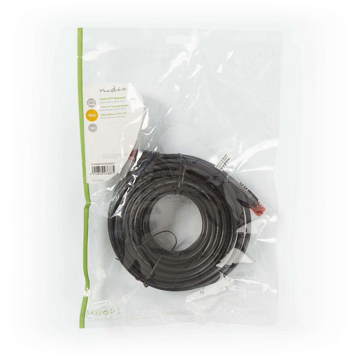 Cavo di rete nero arrotolato in un sacchetto di plastica trasparente.
