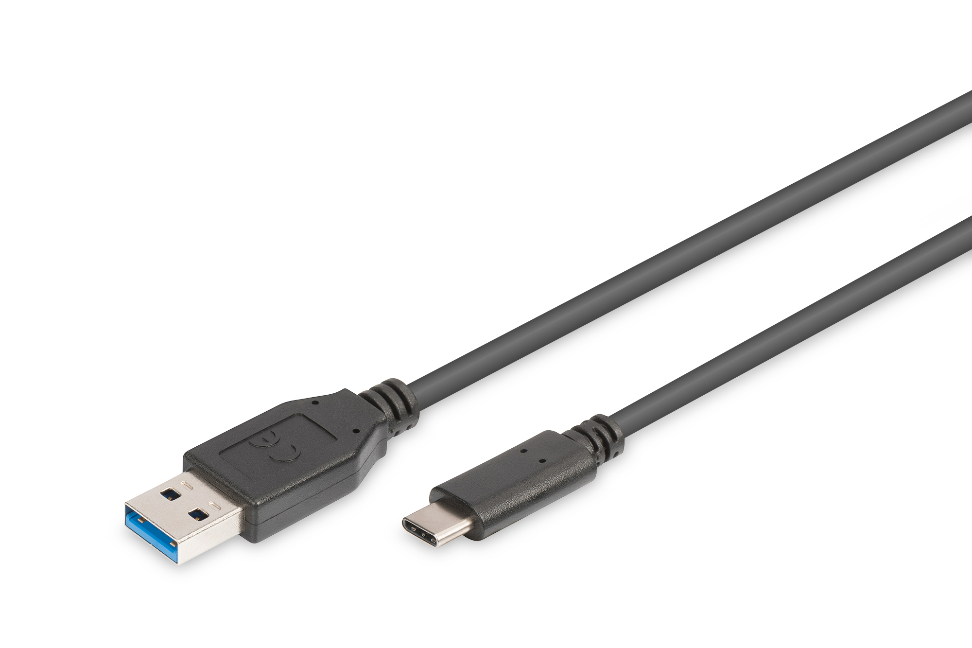 Un cavo USB nero con connettore USB-A e USB-C, su sfondo bianco.