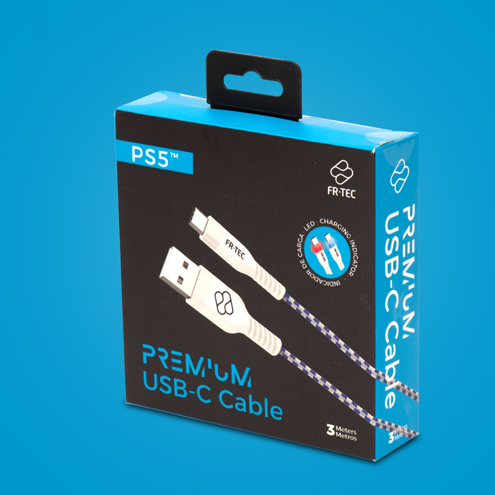 Scatola blu e nera con un cavo USB-C. Include un logo e testo per un cavo di ricarica.