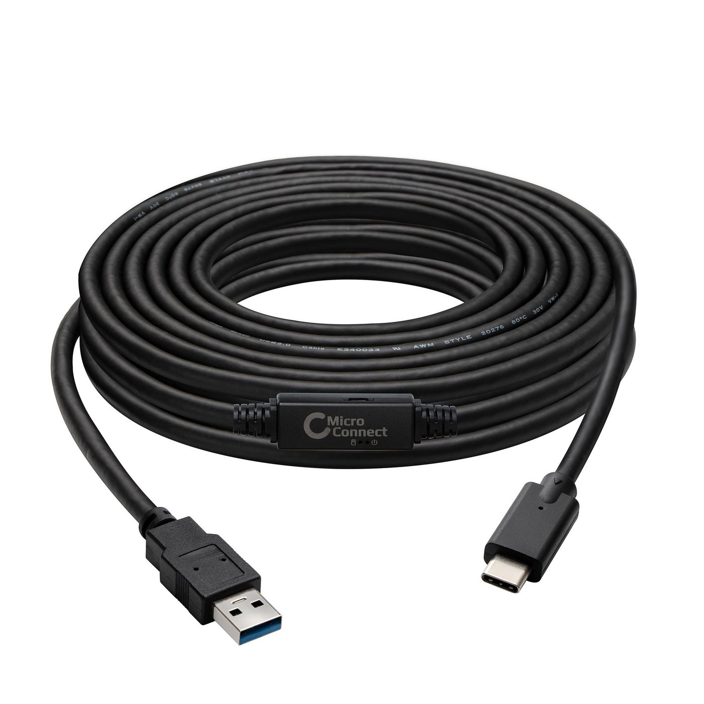 Un cavo USB nero con un connettore USB-A e USB-C. Il cavo è arrotolato e si trova su uno sfondo bianco.