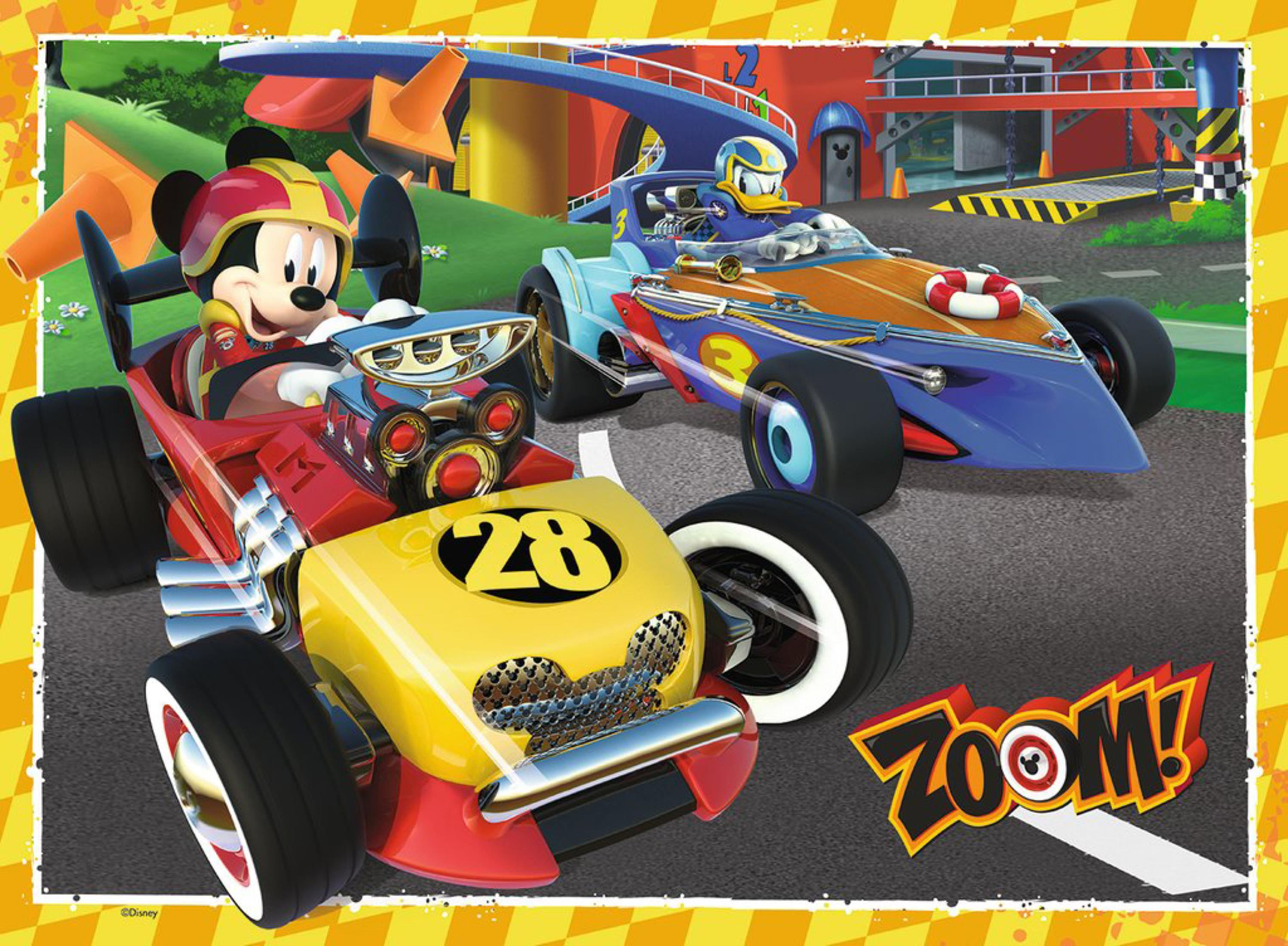 Ein Cartoon-Bild eines Rennspiels mit Micky Maus und Donald Duck in ihren Autos.