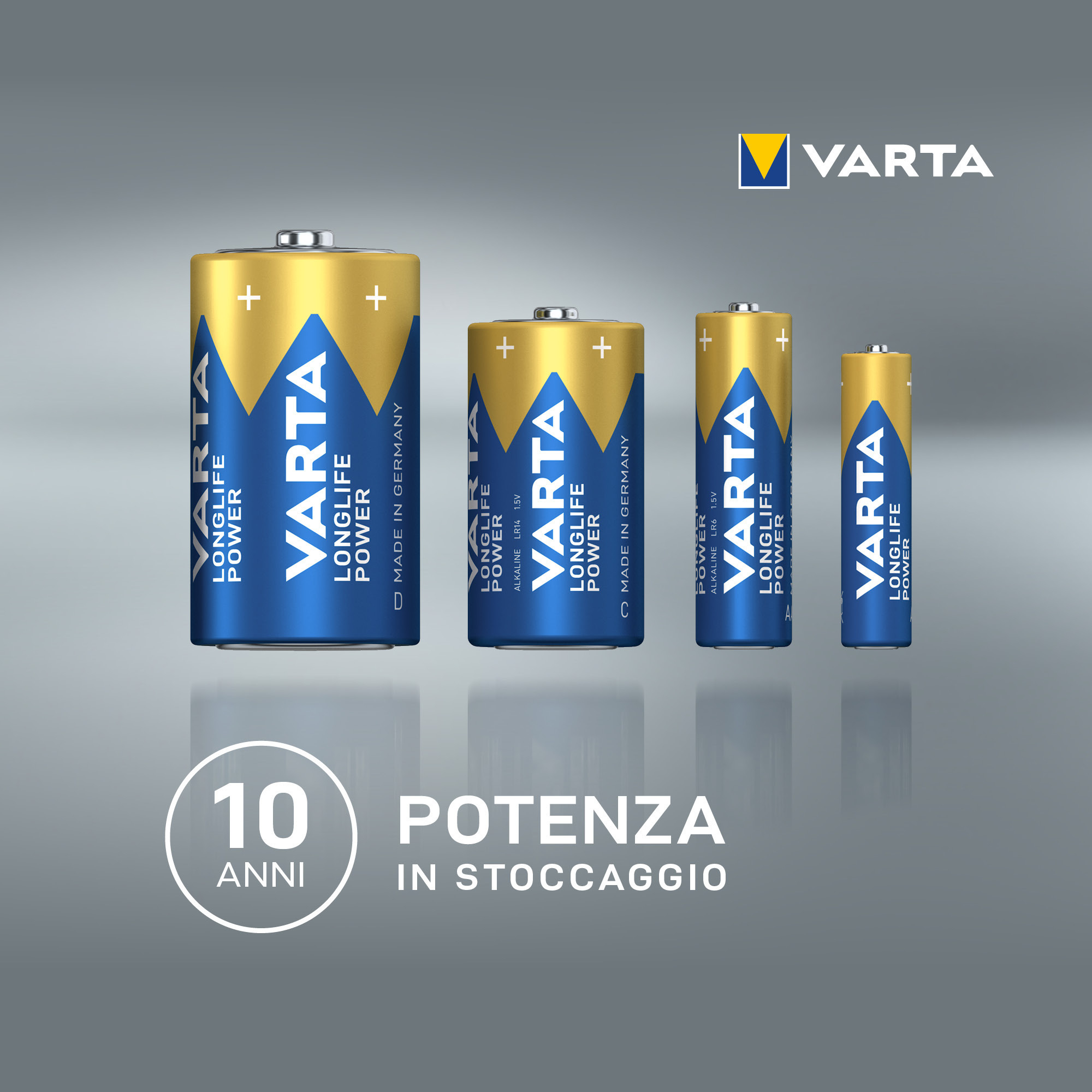 Vier Varta Longlife-batterijen. Blauw en goud, met tekst en positieve symbolen.