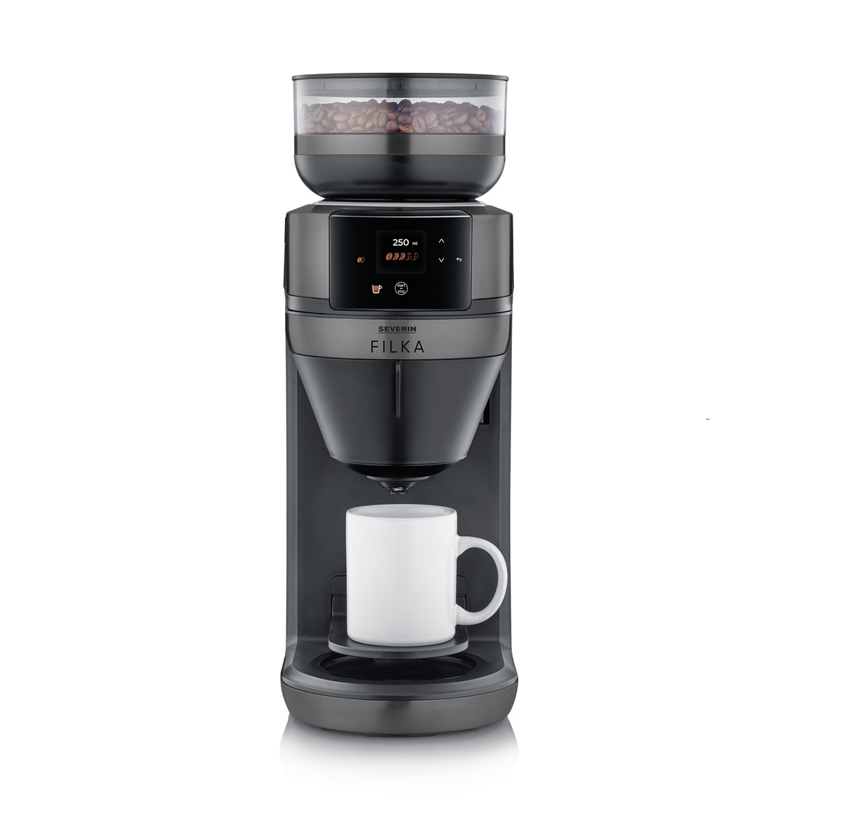 Una cafetera con un contenedor de granos de café, una pantalla y una taza blanca.