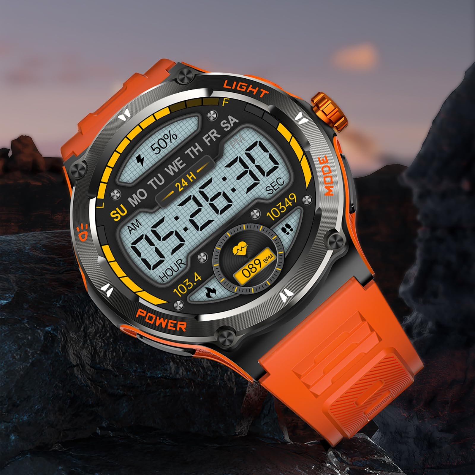 Digitale Smartwatch, orangefarbenes Armband und Lünette, zeigt Zeit und Gesundheitsdaten. Auf einem Felsen.