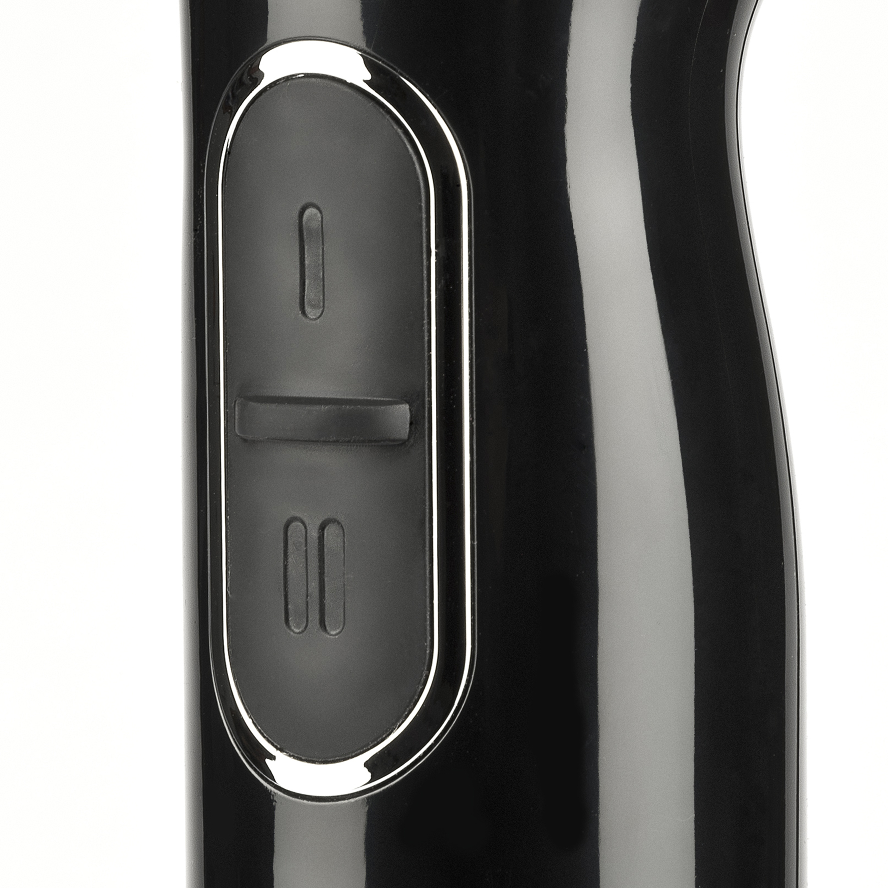 Czarny blender ręczny z przyciskiem, pokazujący ustawienia mocy i prędkości.