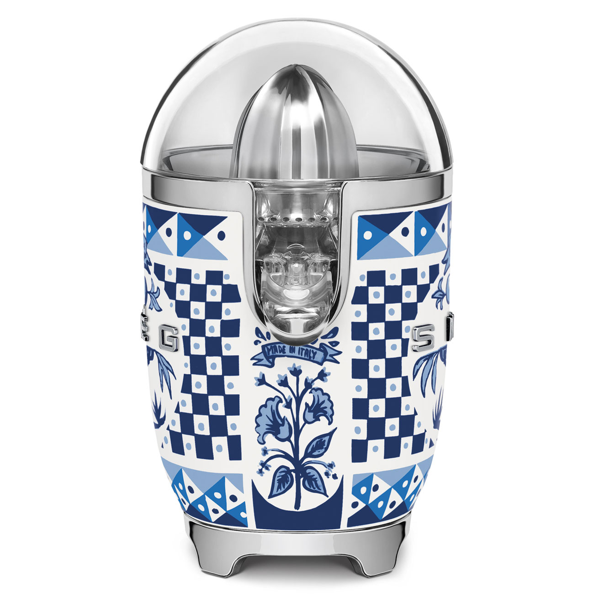 Ein weiß-blauer Smeg Zitruspresse mit einer durchsichtigen Kunststoffkuppel und einem silbernen Presskegel.