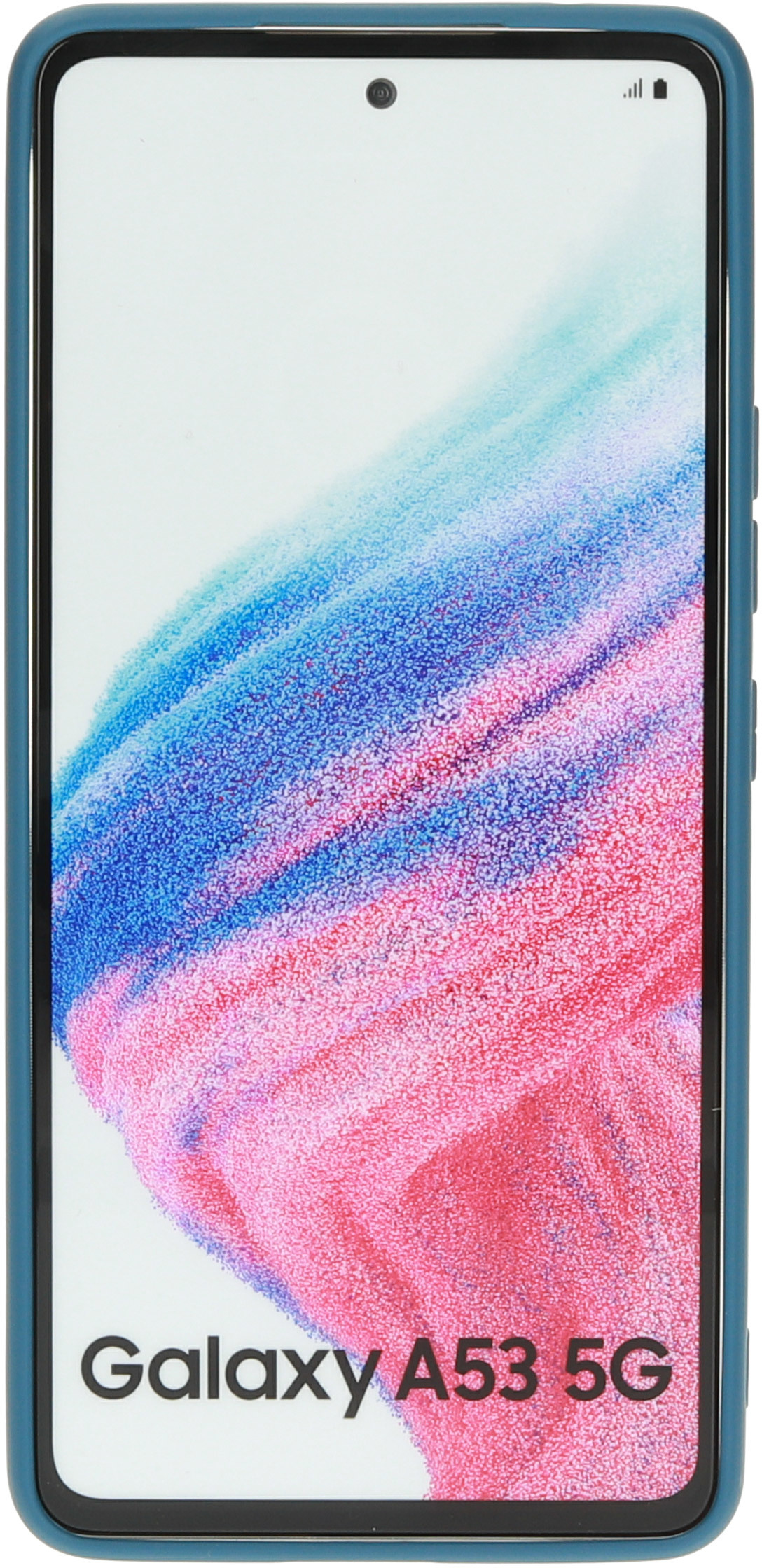 Blauwe telefoonhoes met telefoon die een kleurrijk gradiënt ontwerp toont op een witte achtergrond.