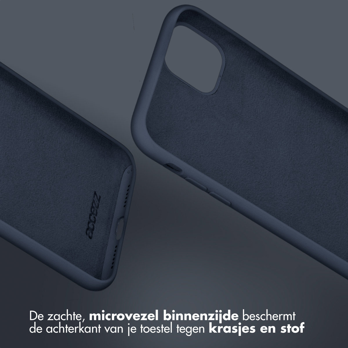 Zwei dunkelblaue Handyhüllen. Text: Die weiche Mikrofaser schützt die Rückseite Ihres Geräts.