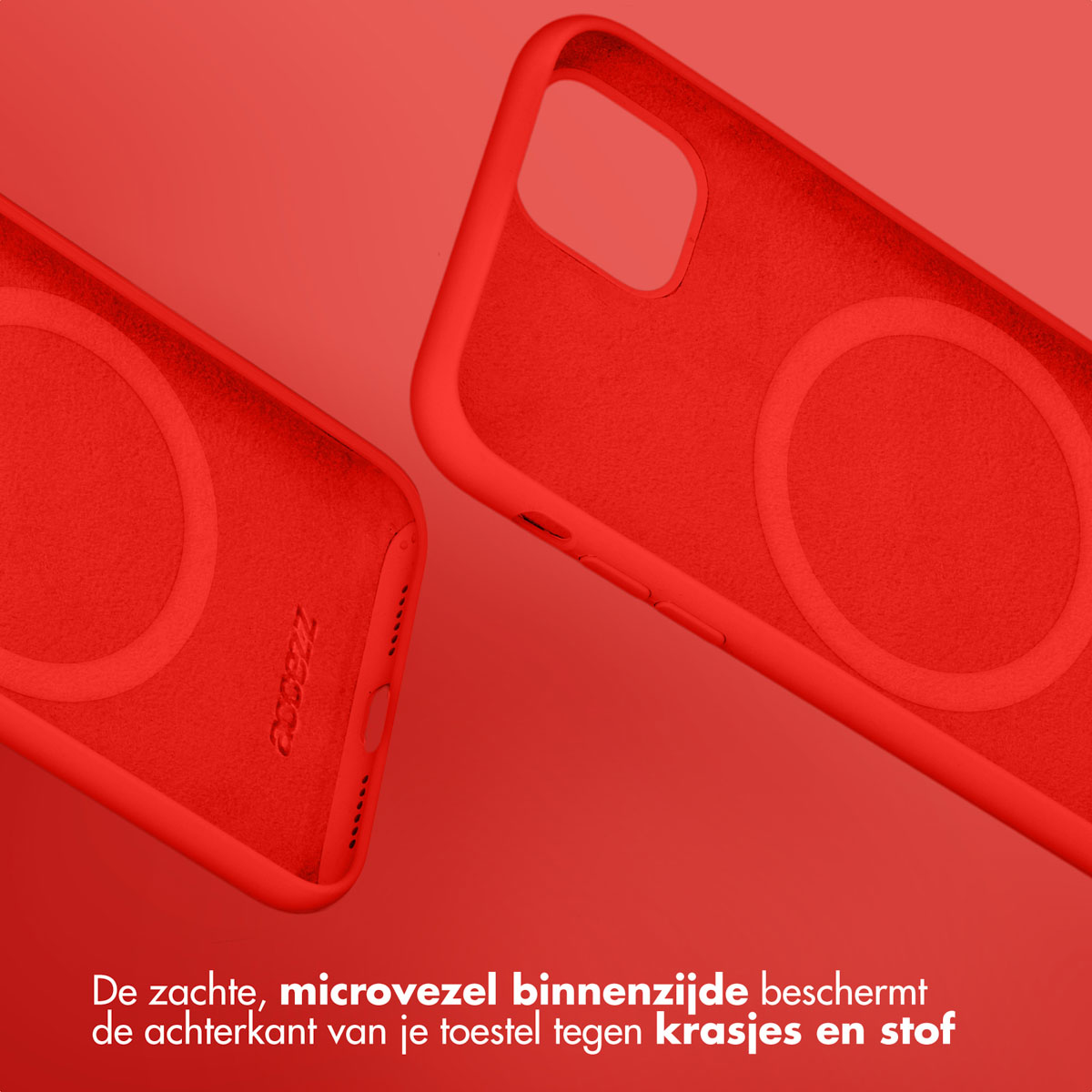 Custodie rosse per telefoni. Due custodie rosse per telefoni su sfondo rosso. Le custodie sono in primo piano e angolate.