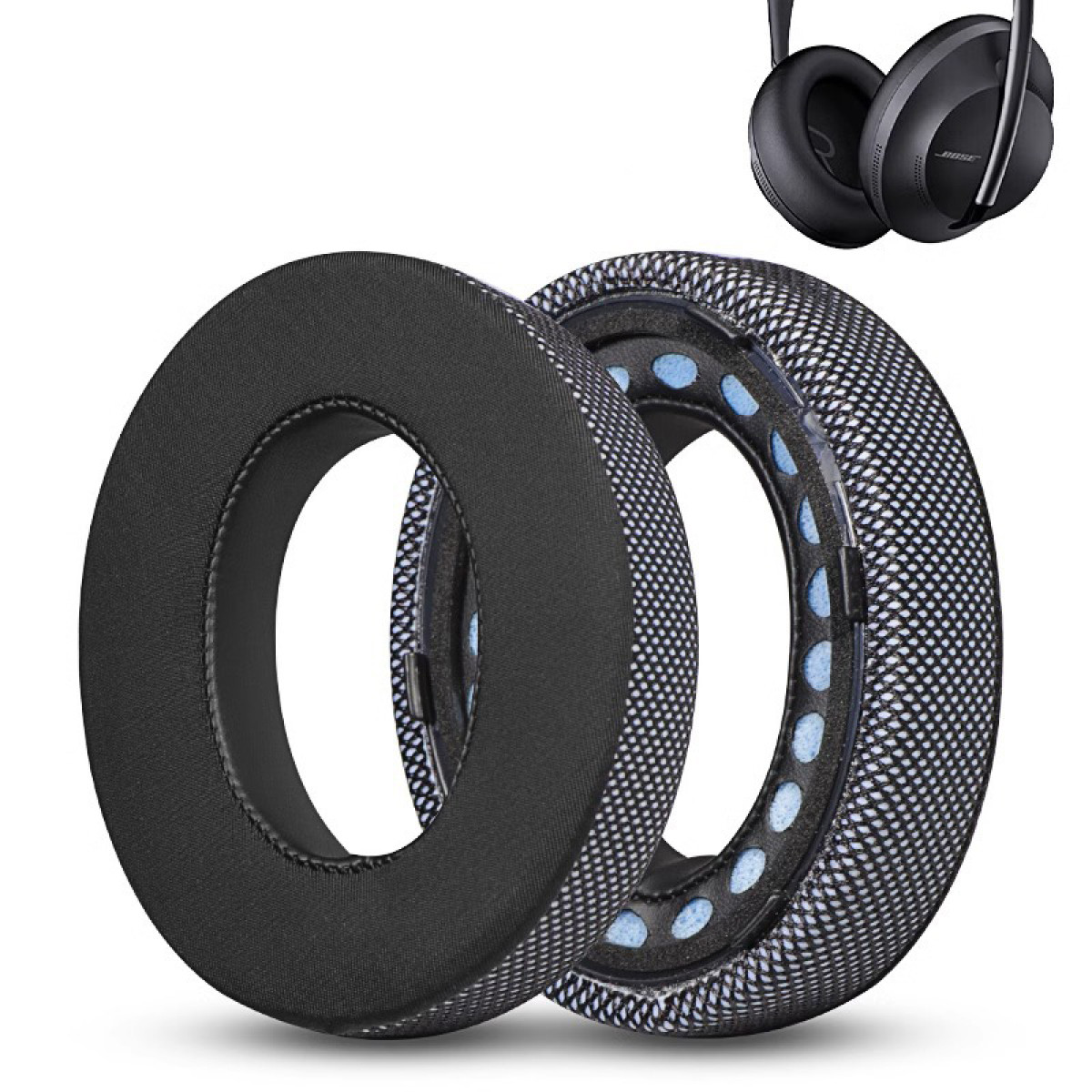 Cuscinetti auricolari per cuffie, con design nero e a rete, mostrati vicino alle cuffie.