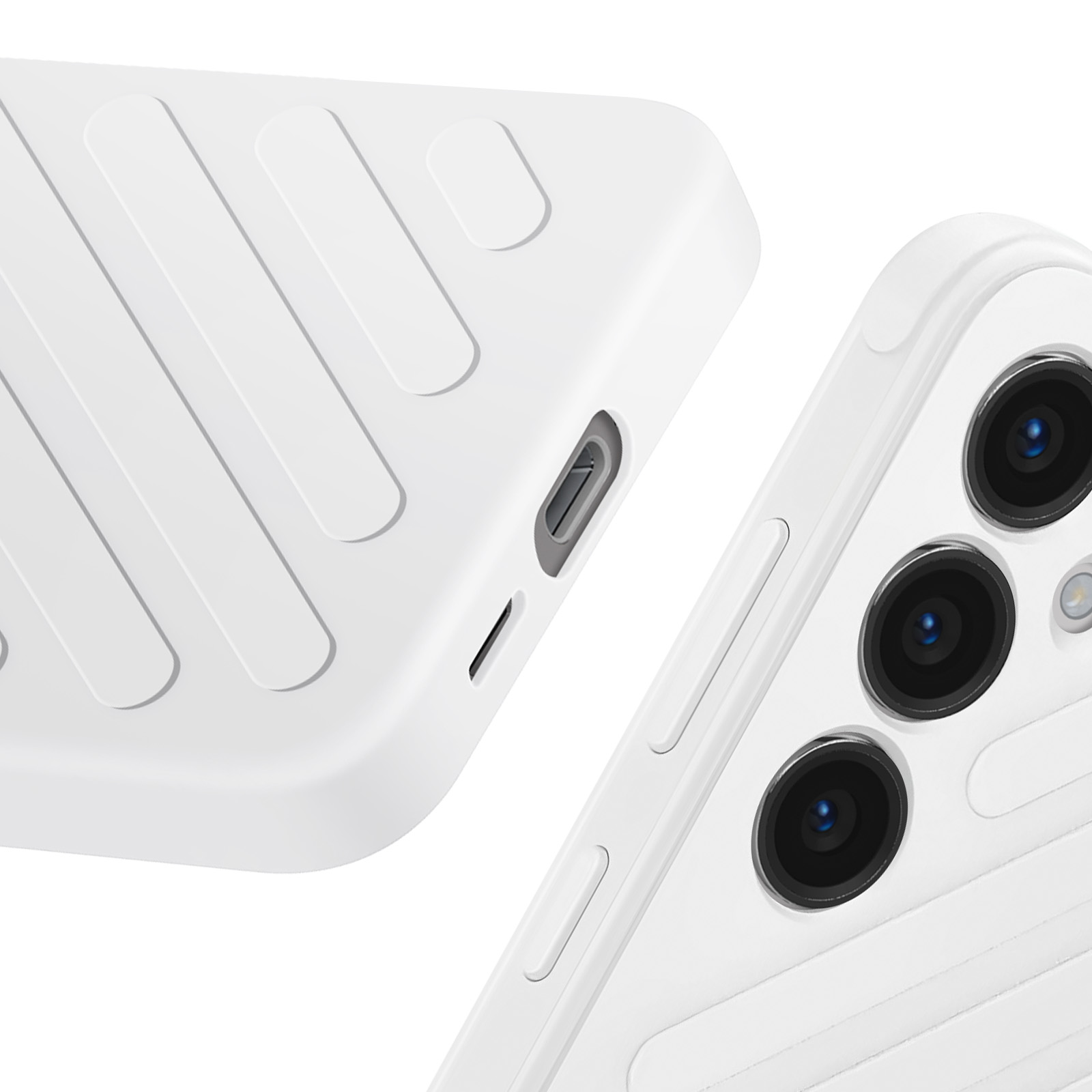 Close-up van een witte telefoonhoes met camera-uitsparingen en diagonale lijnen. Witte achtergrond.
