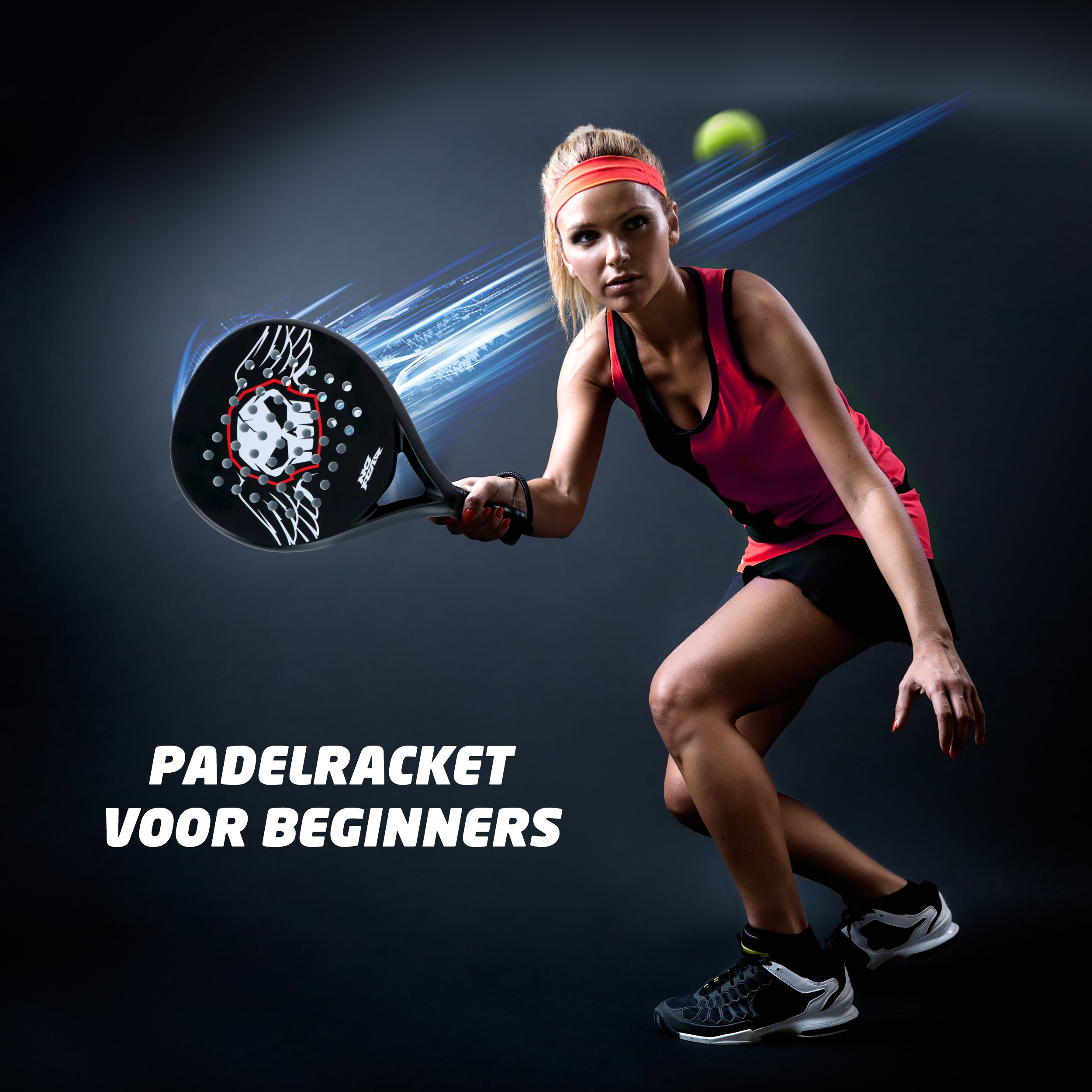 Woman with racket, playing padel, with text 'PADELRACKET VOOR BEGINNERS' on a dark backdrop.