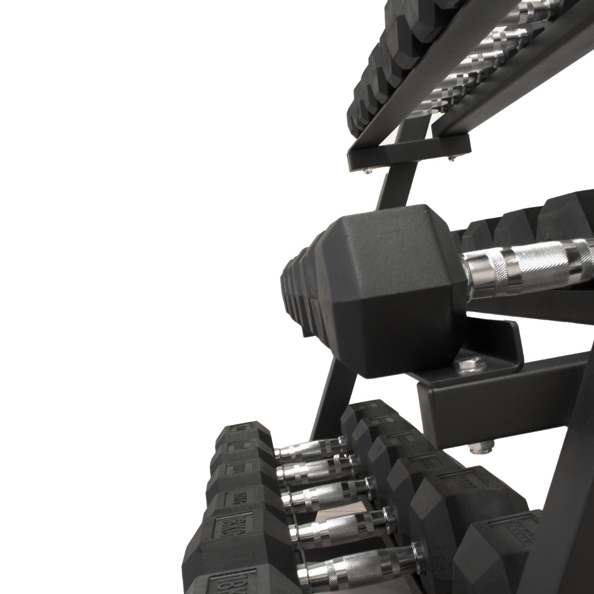 Dumbbells op een rek. Zwarte en metalen dumbbells. Witte achtergrond.