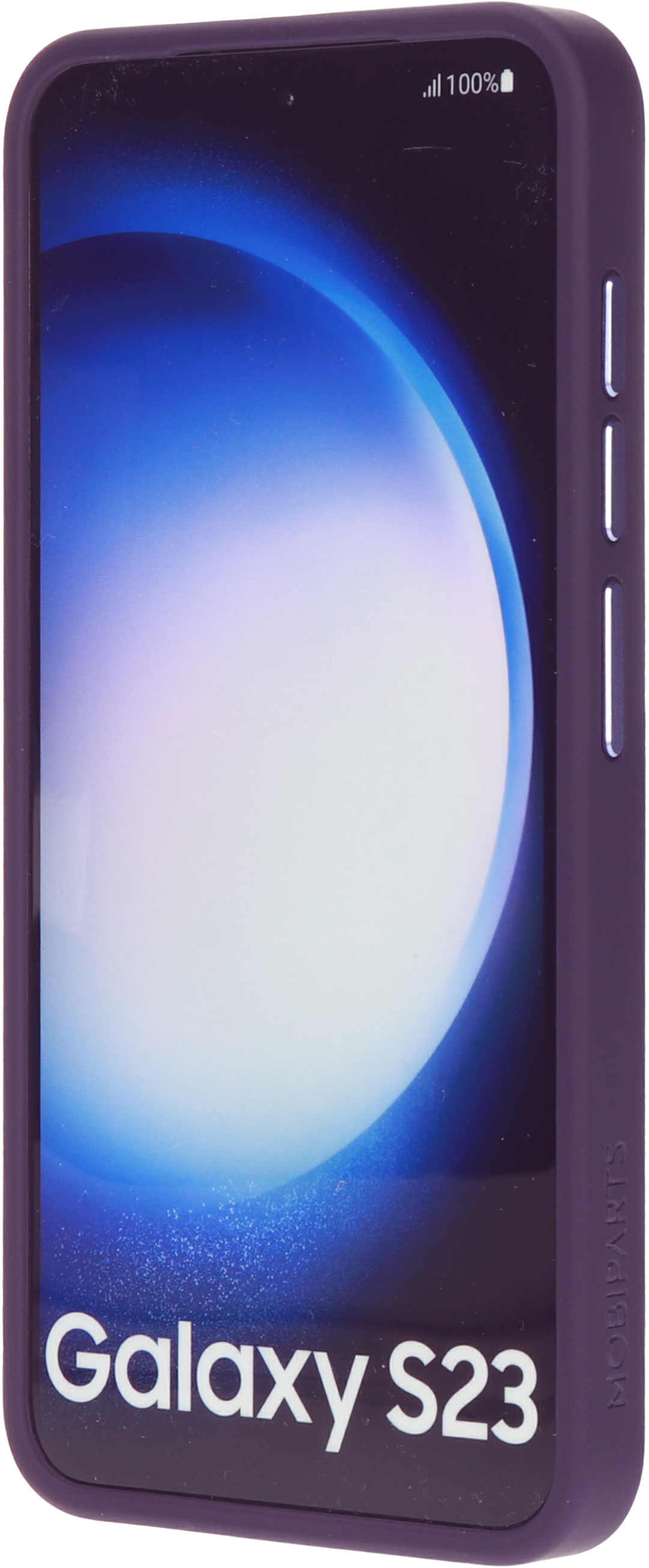 Een paarse telefoonhoes op een telefoon met een blauw scherm. De telefoon zegt 'Galaxy S23'.