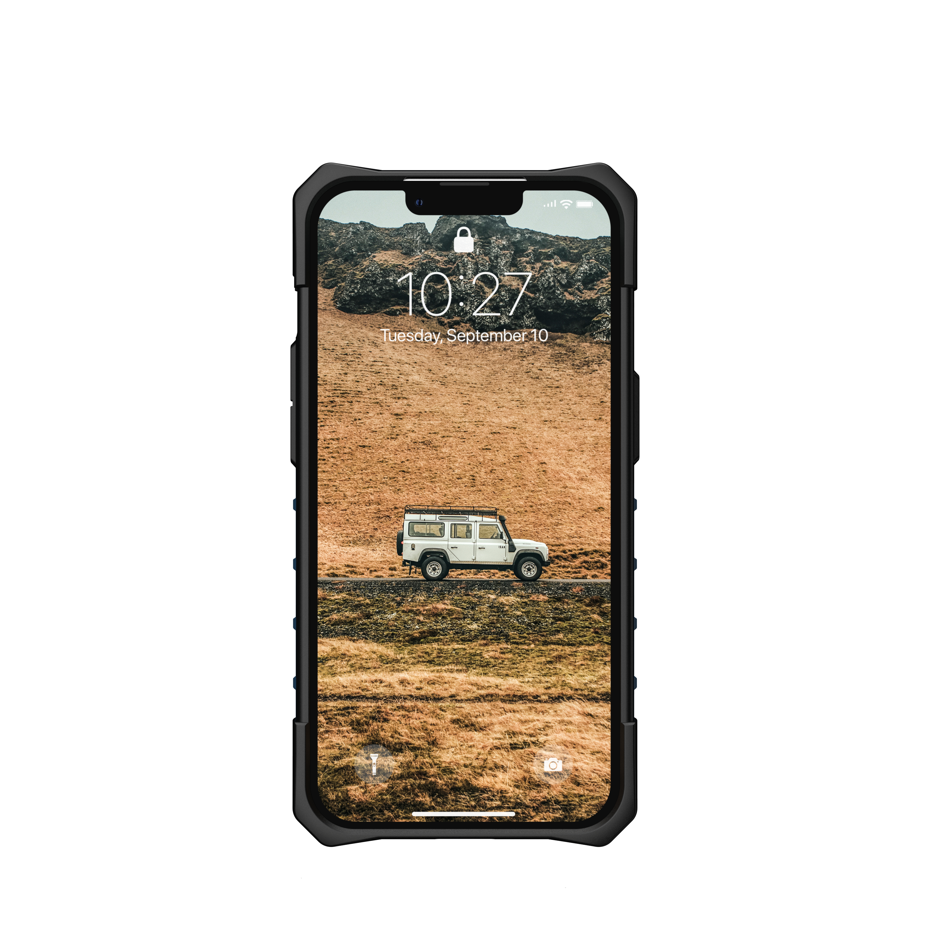Telefon in Hülle. Zeigt Landschaftsfoto im Display. Schwarze Hülle mit robustem Design.