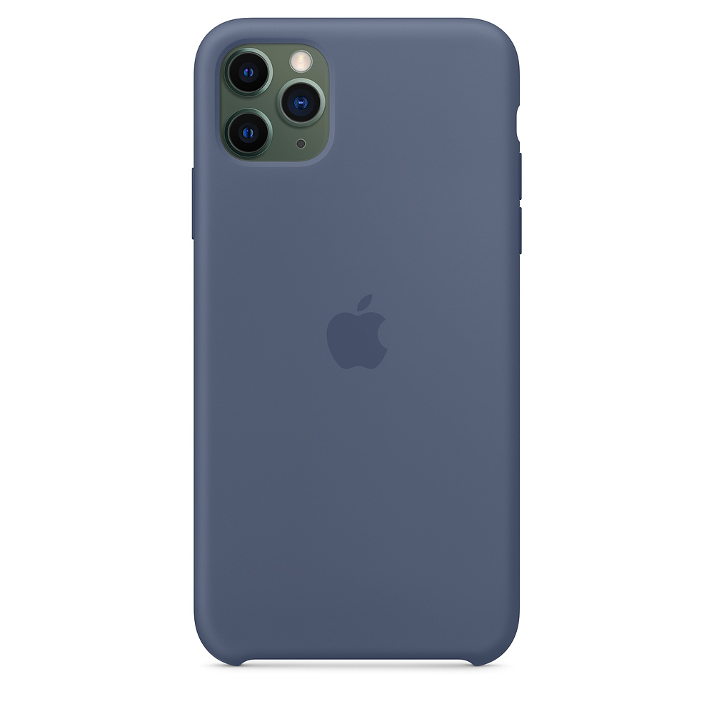 Una custodia blu Apple con logo Apple. La custodia è su sfondo bianco, la fotocamera del telefono è visibile.