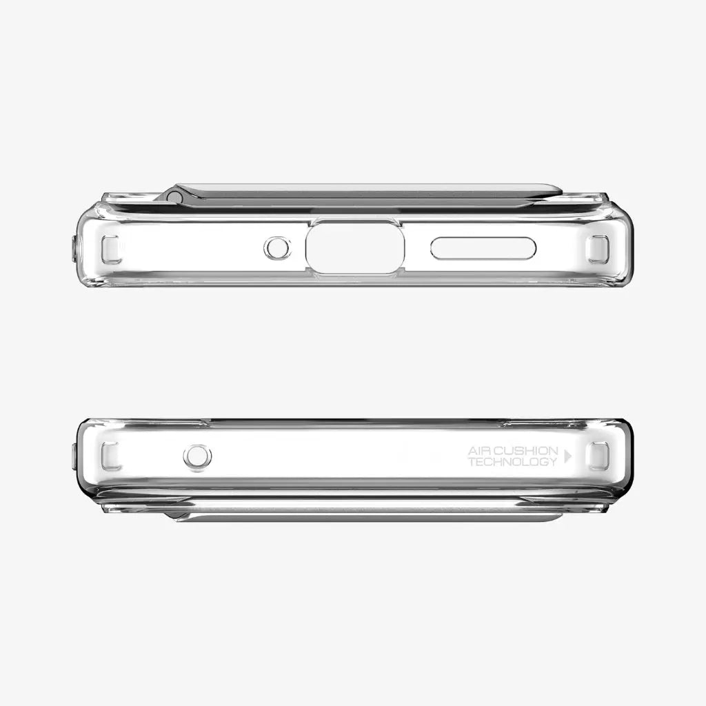 Deux étuis de téléphone transparents, l'un sur l'autre. L'étui a des trous pour le chargeur et le microphone.