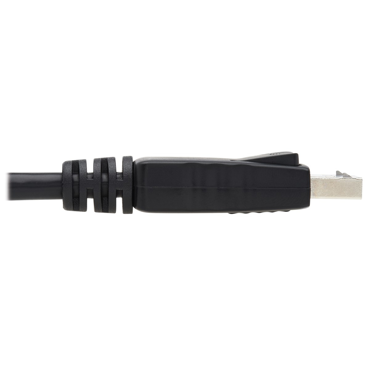 Cavo Ethernet nero. Primo piano del connettore su sfondo bianco.
