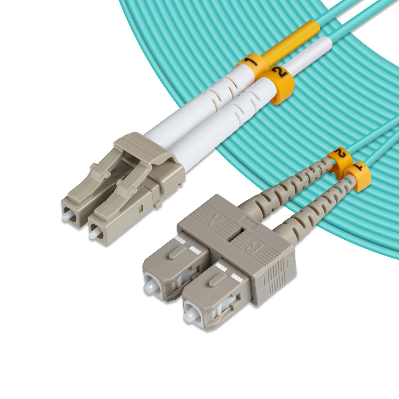 Cavi in fibra ottica con connettori beige. Cavi turchesi numerati 1 e 2.