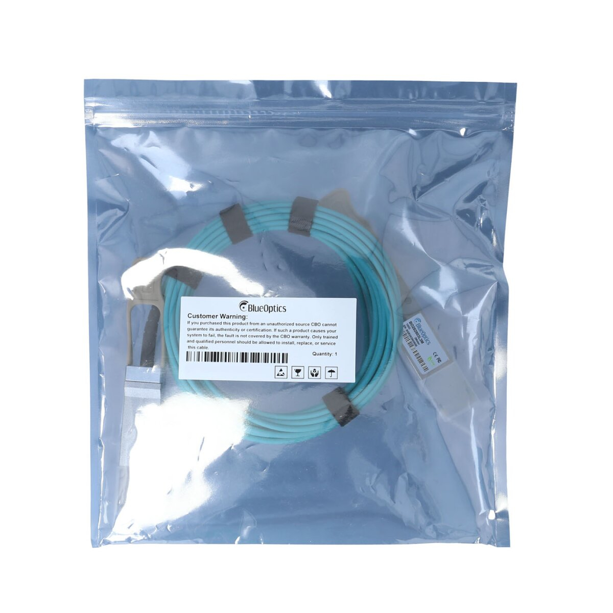 Un sacchetto di plastica trasparente contenente un cavo in fibra ottica turchese arrotolato con un connettore.
