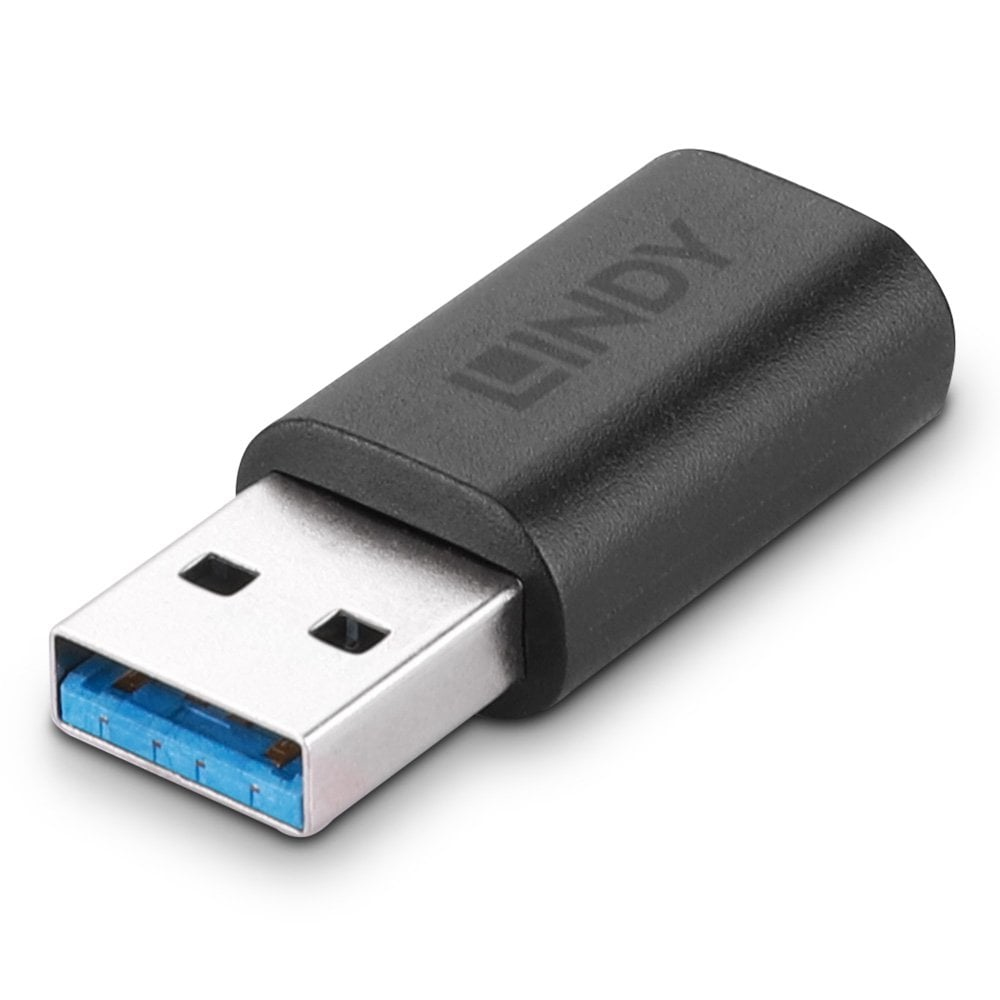 Czarny adapter LINDY USB do USB 3.0 z niebieskim wnętrzem, na białym tle.