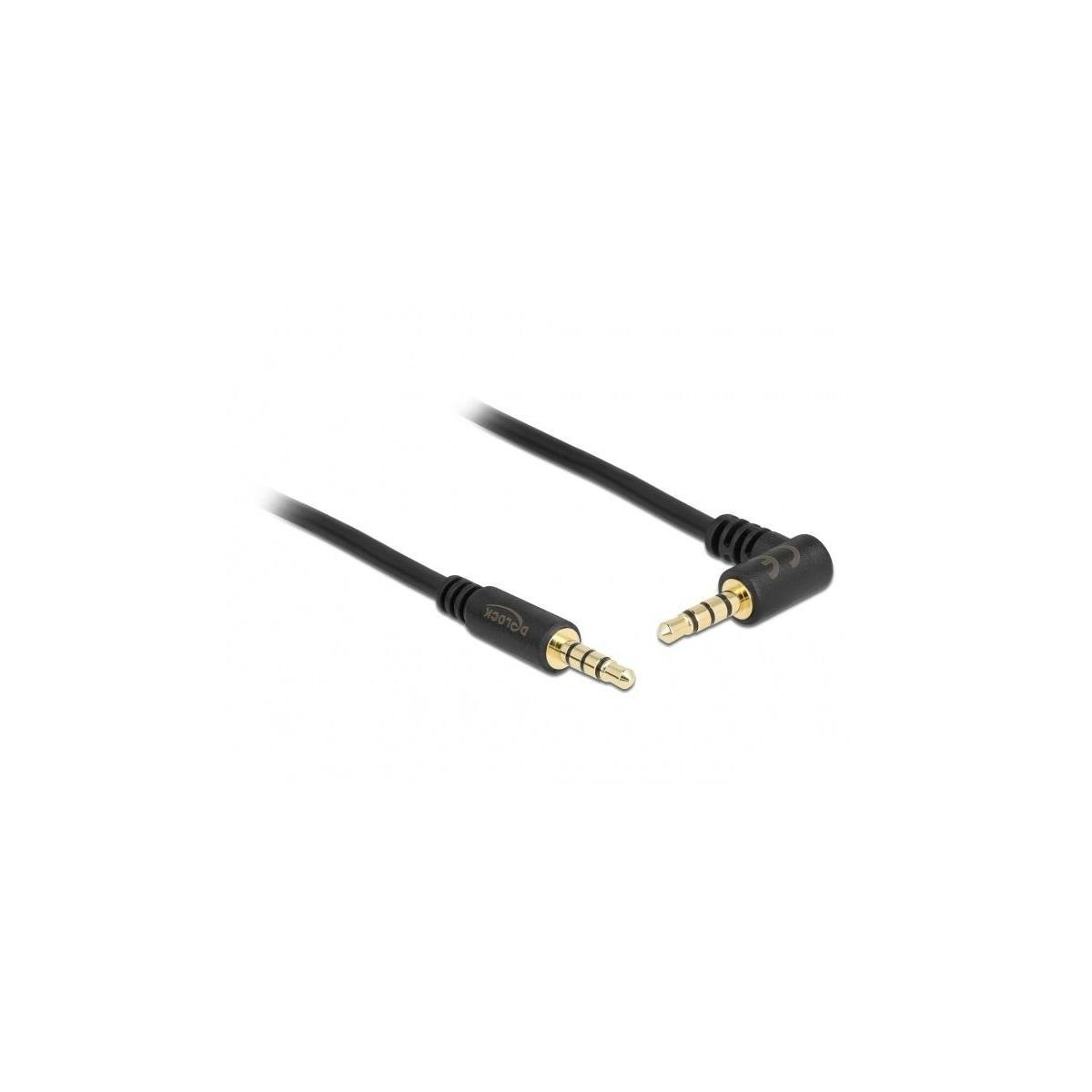 Schwarzes Audiokabel mit vergoldeten Steckern auf weißem Hintergrund.