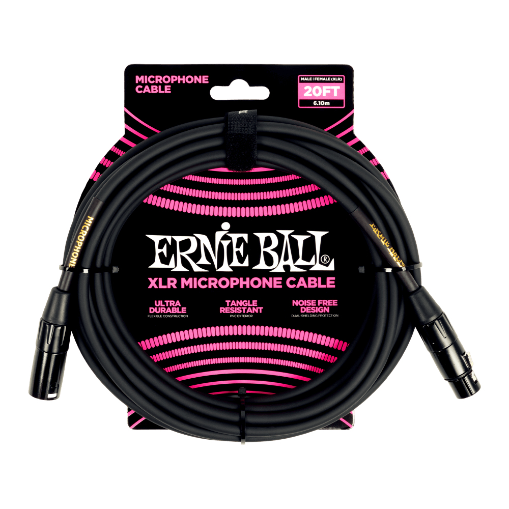 Cavo microfonico nero arrotolato. Confezione nera e rosa, marchio 'Ernie Ball'.