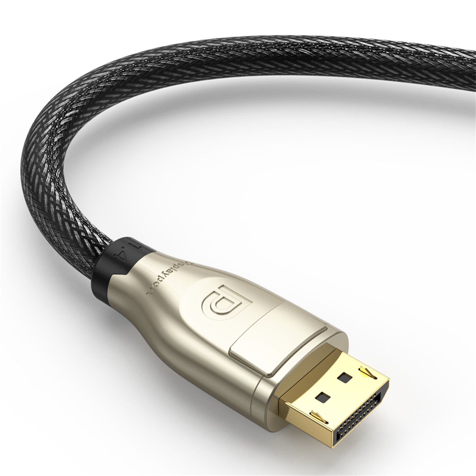 Altın renkli konektör ve siyah örgülü kabloya sahip bir DisplayPort kablosu, beyaz arka plan üzerinde.