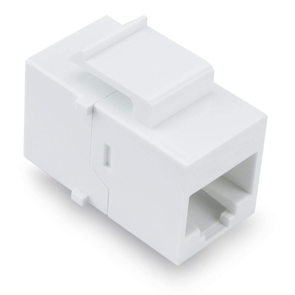 Connettore RJ45 bianco. Forma rettangolare con chiusura e porta per il cavo.