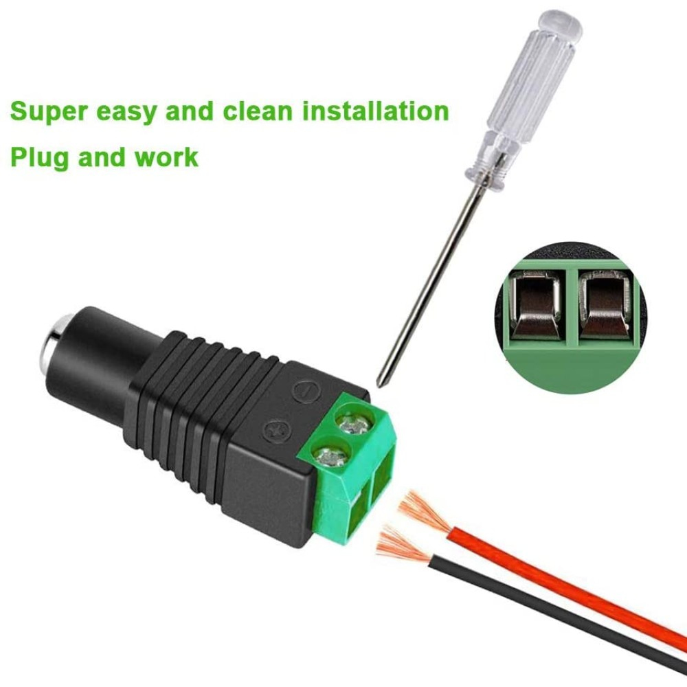 Connettore con viti e cacciavite, con testo 'Super easy and clean installation'.