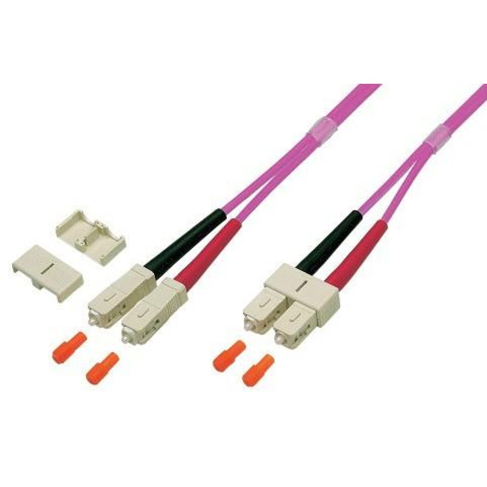 Due cavi in fibra ottica con guaine rosa, connettori neri e rossi e cappucci arancioni.