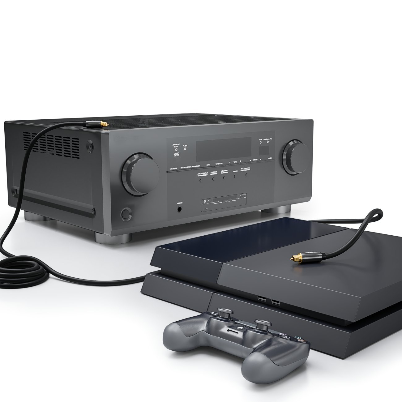 Schwarzer Empfänger, Playstation und schwarzes Kabel, das sie verbindet. Ein Gamecontroller davor.