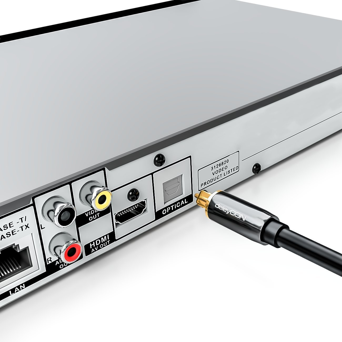 DVD-Player mit optischem Anschluss. Schwarzes Kabel in den Anschluss gesteckt. Silberner Kragen.