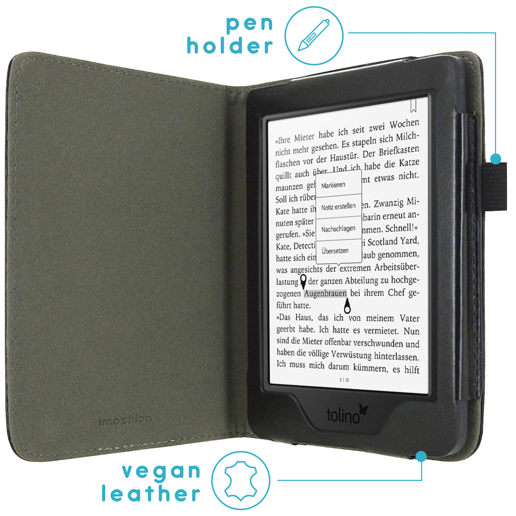 Groene vegan leren e-reader hoes, open, met een e-reader. Tekst is zichtbaar. De achtergrond is wit.