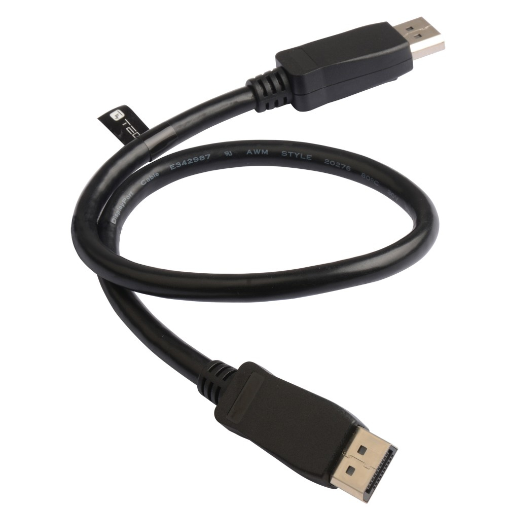 Cavo DisplayPort nero con connettore USB e connettore displayport su bianco.