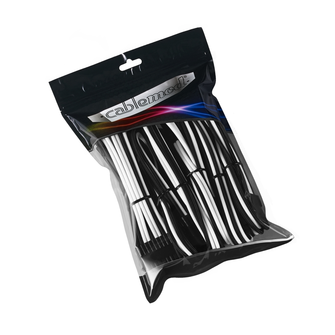 Biało-czarne kable do PC w opakowaniu. Logo CABLEMOD na górze.